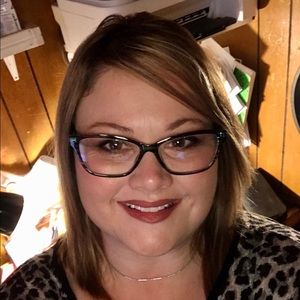 Meet your Posher, Renee